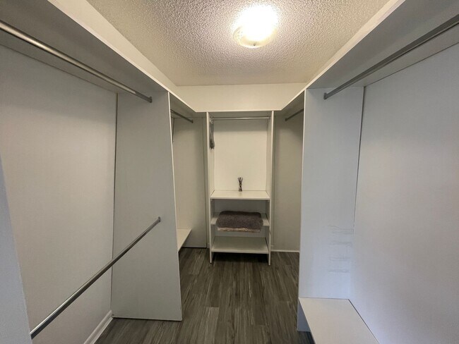 Building Photo - GREAT ONE BEDROOM CONDO IN WINTER PARK!
