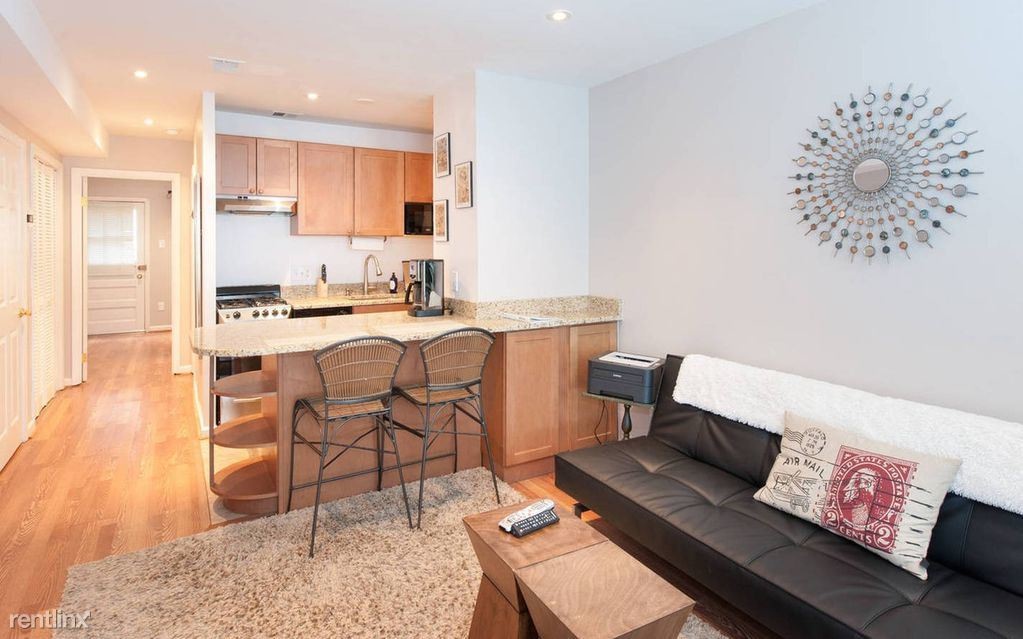 1 br, 1 bath - 250 N Broadway - 1 br, 1 bath  - 250 N Broadway