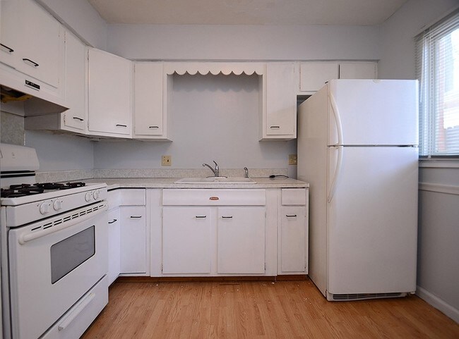 Foto del edificio - 3520 Webster St