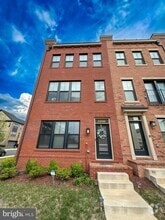 Building Photo - 22950 Camilla Springs Sq