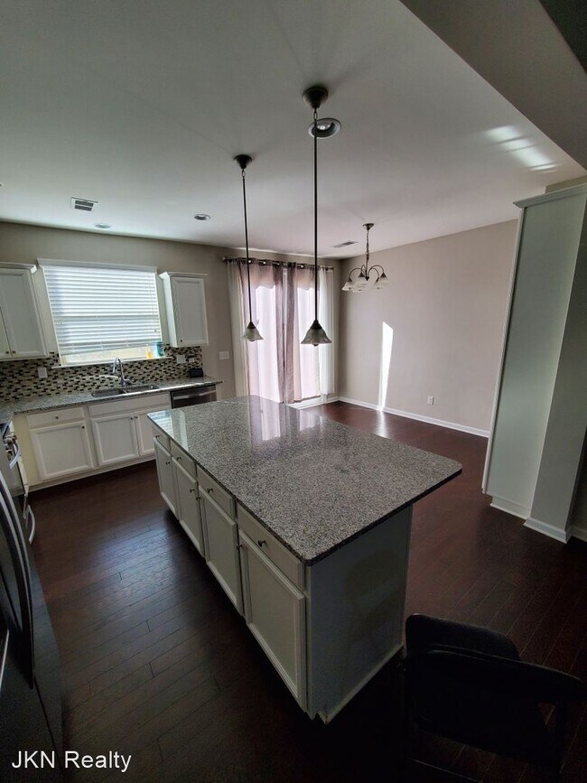 Foto del edificio - 3 br, 2.5 bath House - 1207 Bhaltair ln - ...