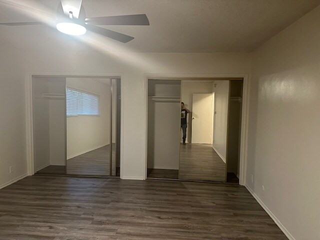 bedroom - 5113 Roseland St