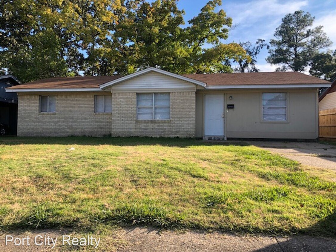 Primary Photo - 3 br, 1 bath House - 3027 Gaywood
