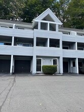 Building Photo - 1 Beaver Brook Rd