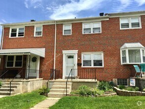 Building Photo - 8521 Kings Ridge Rd