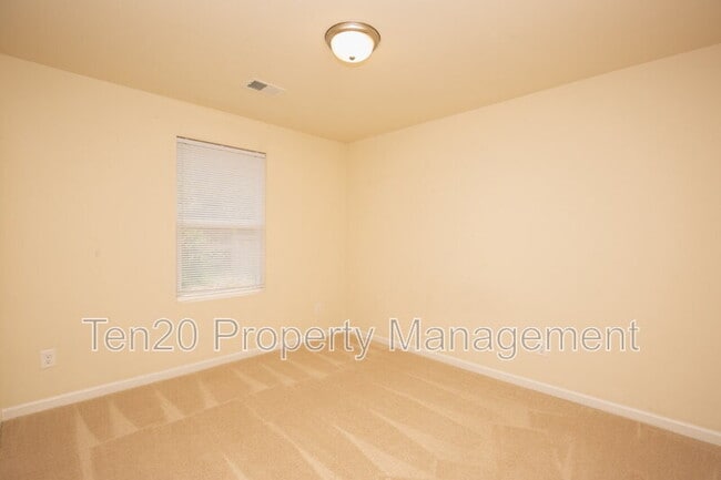 Building Photo - 365 Partisan Dr