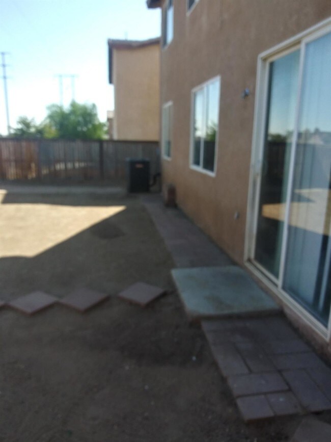 Foto del edificio - 13756 Starshine Dr