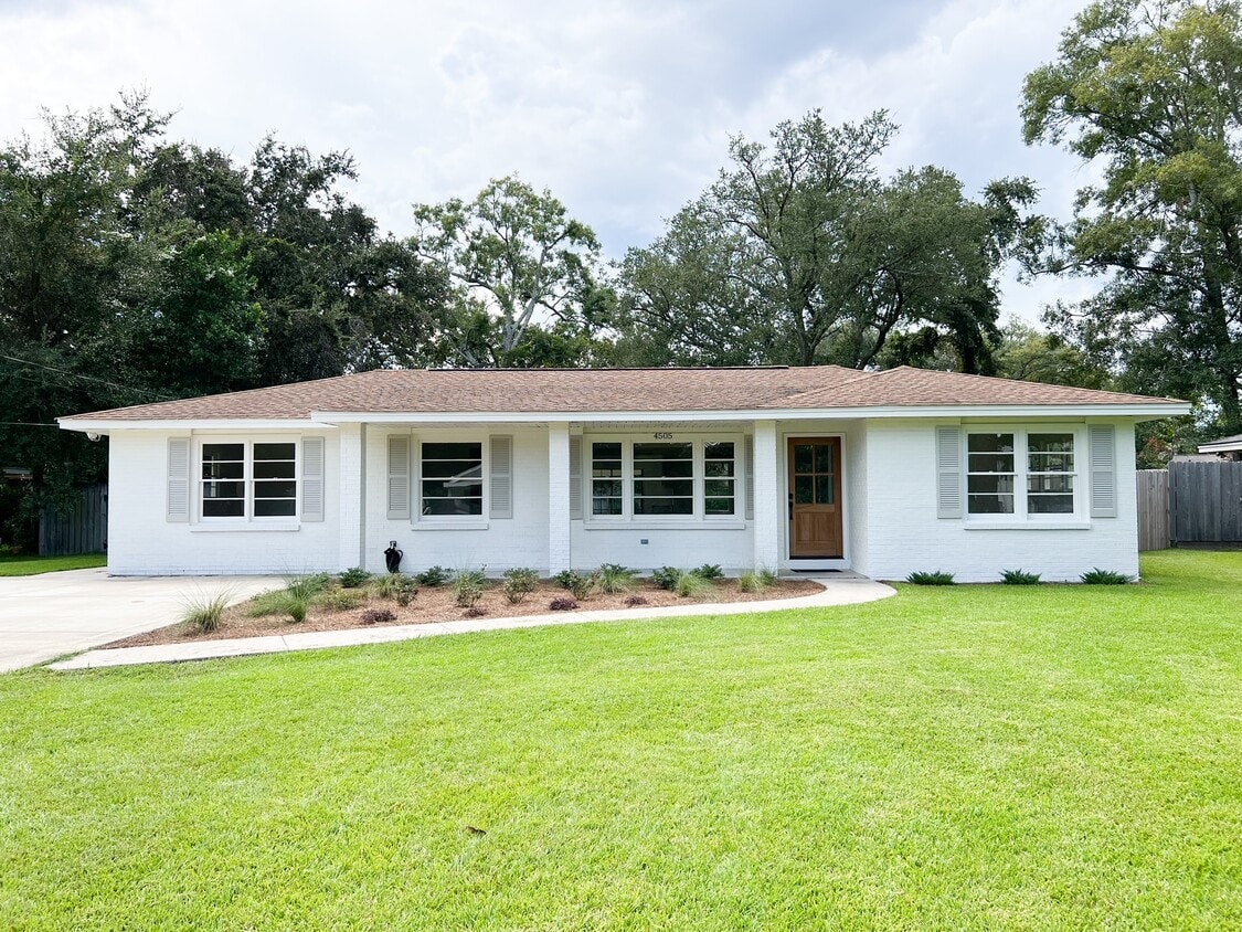 4505 Courthouse Rd, Gulfport, MS 39507 House Rental in Gulfport, MS