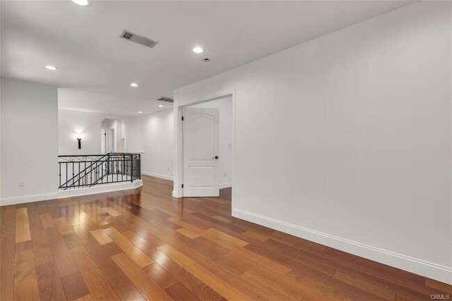 Foto del edificio - 14526 Weddington St