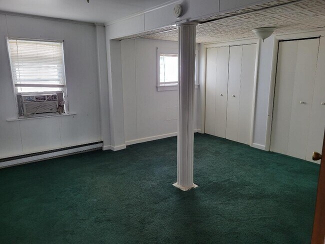 Building Photo - 474 N Main St