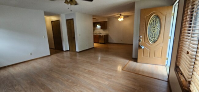 Foto del edificio - 1022 W Catalpa St