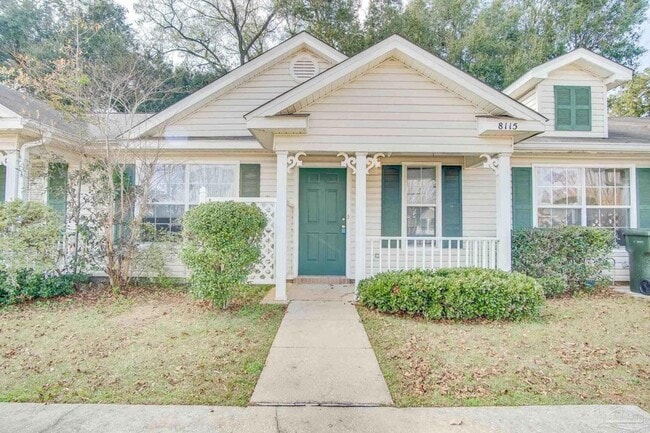 Foto del edificio - 8115 Heirloom Dr