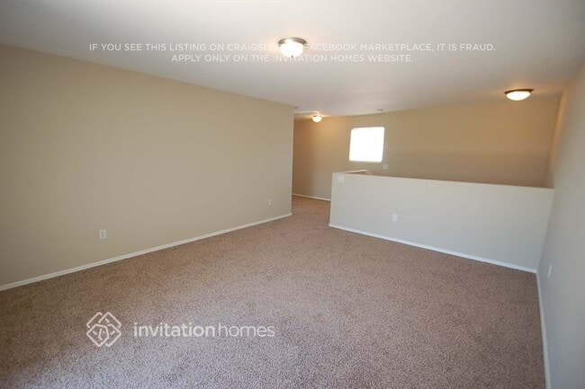 Building Photo - 5626 S 11th Pl