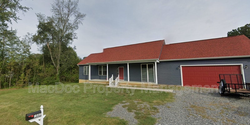 Building Photo - 1043 Julian Dr