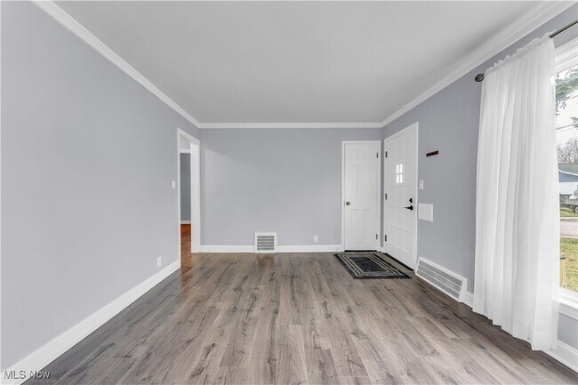 Foto del edificio - 19205 Pasnow Ave