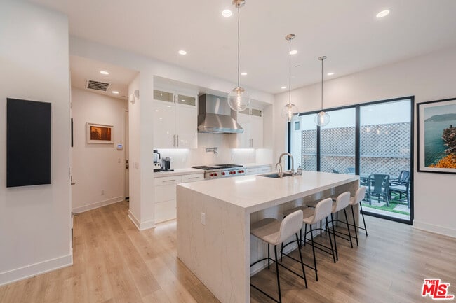 Building Photo - 12962 Discovery Crk