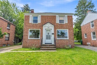 Building Photo - 18400 Waterbury Ave