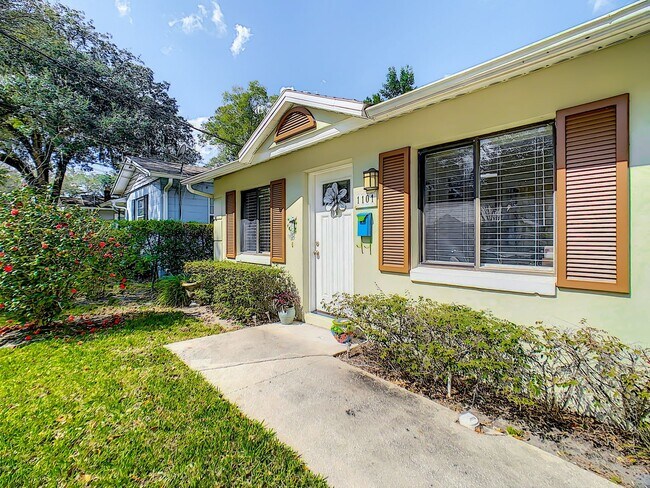 Building Photo - PENDING