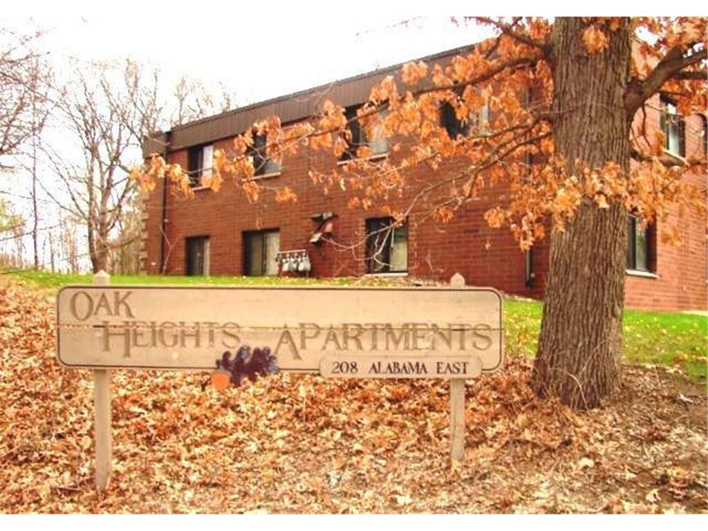 Foto principal - 208 Alabama St