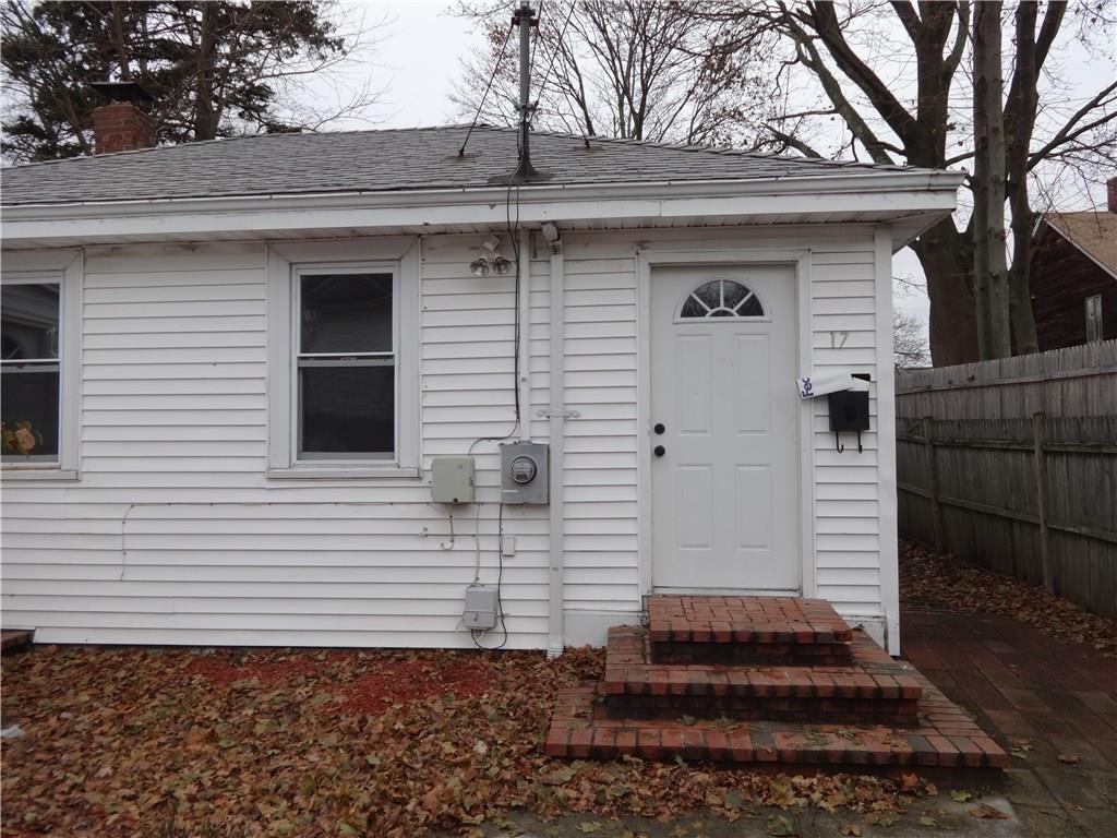 17 Transit St, Warwick, RI 02889 House for Rent in Warwick, RI