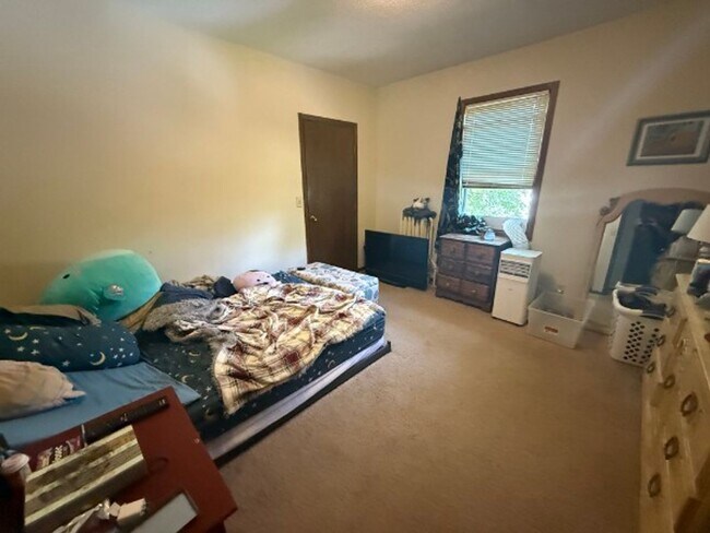 Foto del edificio - 813 N Capitol Heights
