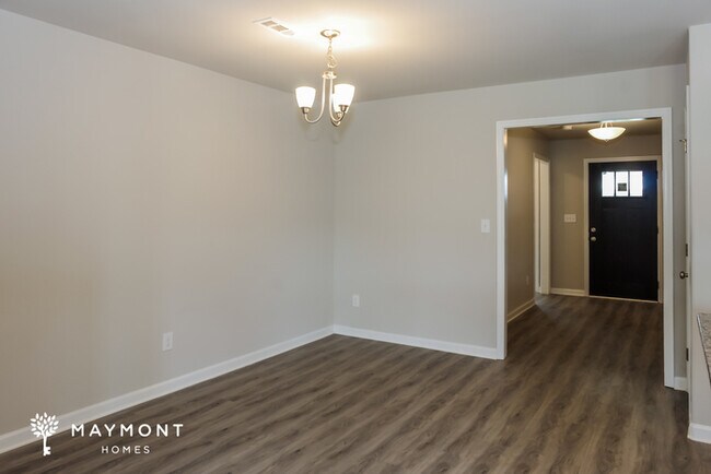 Foto del edificio - 117 Ocean Springs Ave