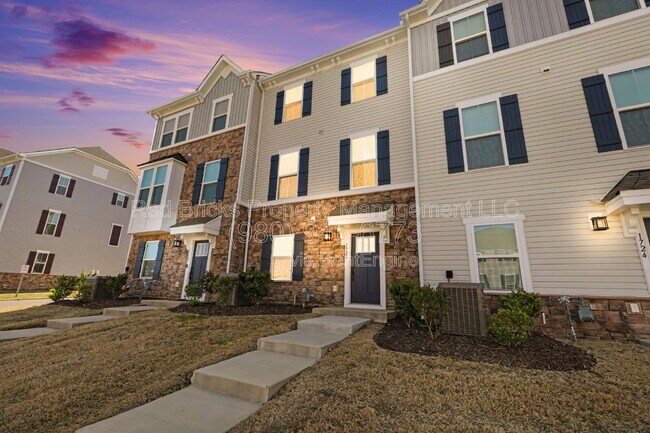 Foto del edificio - 1728 Aspire St