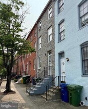 Building Photo - 659 Portland St