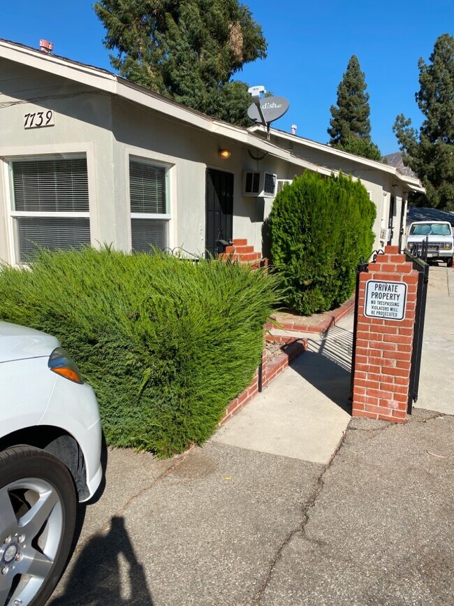 Building Photo - 7739 Beckett St