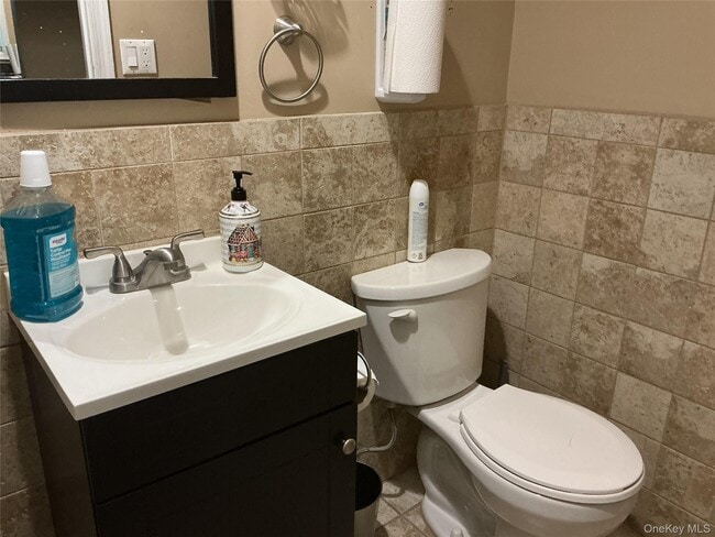 Foto del edificio - 12 E John St