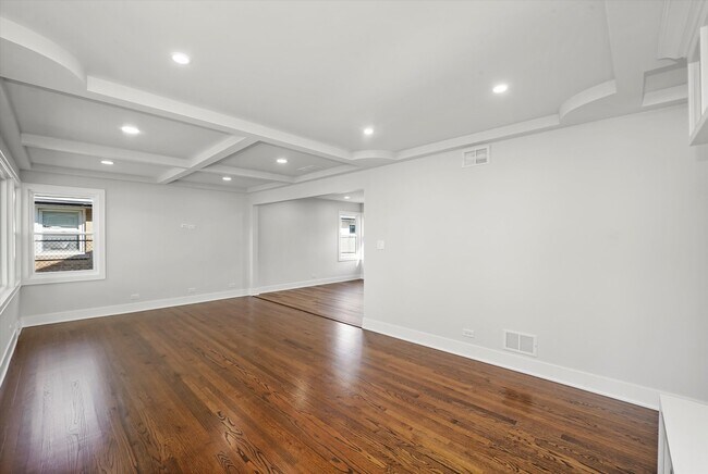 Foto del edificio - 5809 Huron St