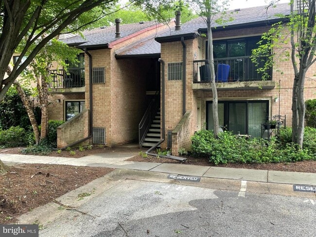 Building Photo - 62 Le Forge Ct