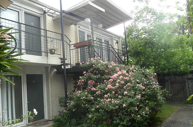 Foto del edificio - 1000 Heights Blvd