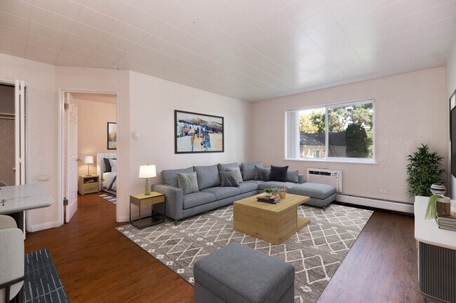 Foto del edificio - 1877 S Federal Blvd