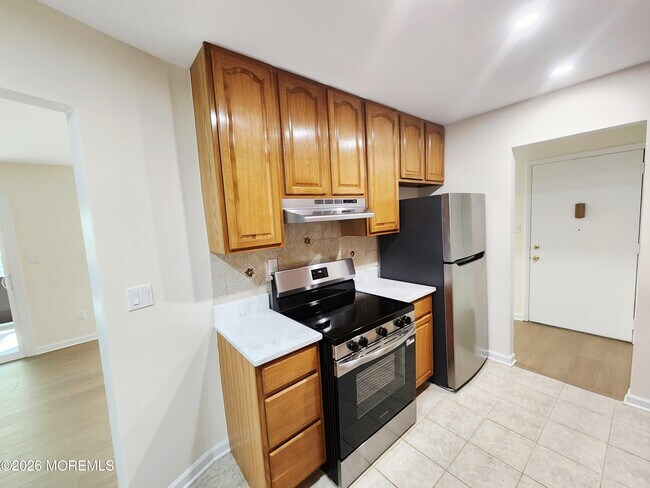 Building Photo - 26 Meadow Green Cir