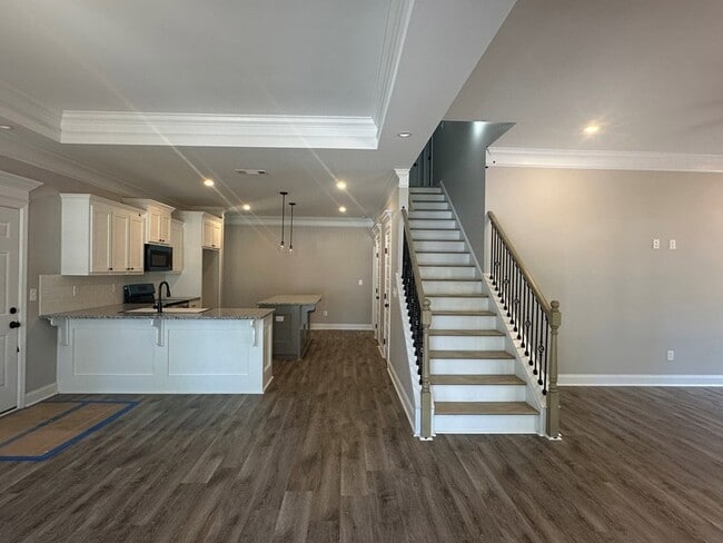 Building Photo - 116 Saxton Pl