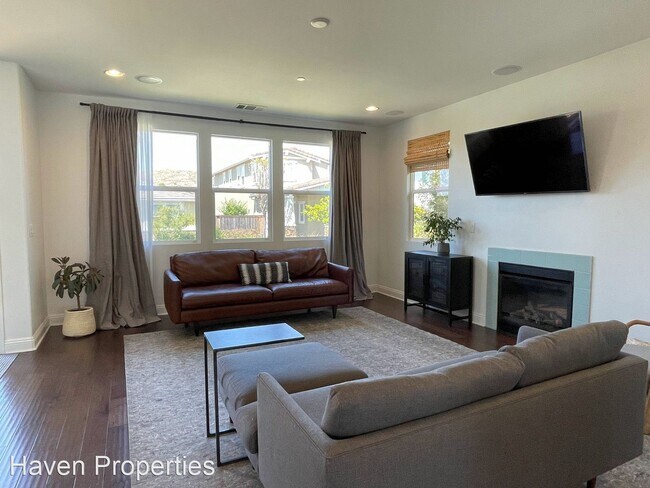 Foto del edificio - 3 br, 2 bath House - 311 Junipero Way
