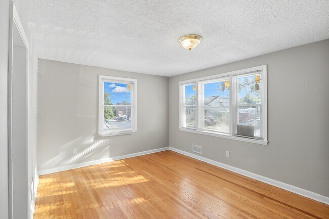 Foto del edificio - 4924 Frankford Ave