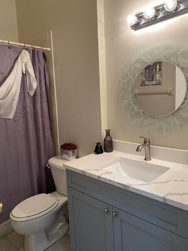 Foto del edificio - 4556 Oak Terrace Dr