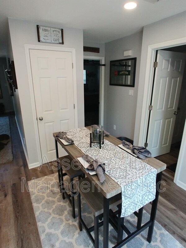 Building Photo - 5900 Wichita Dr