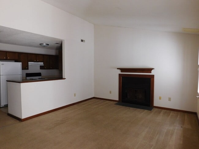 Building Photo - 1540 College Way