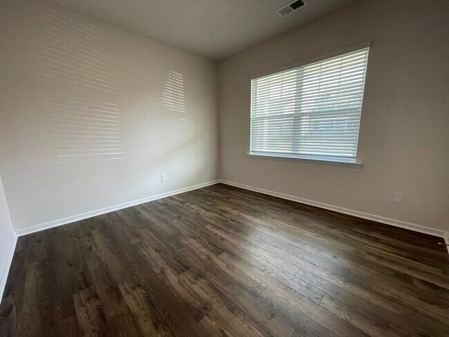 Foto del edificio - 11009 Austin Estates Dr