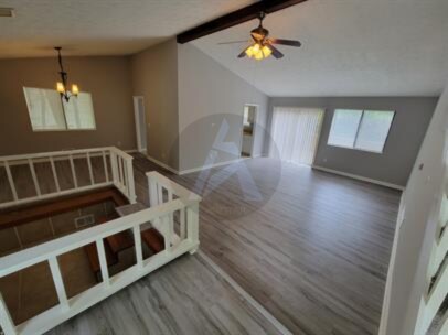 Building Photo - 180 Moonshadow Ct