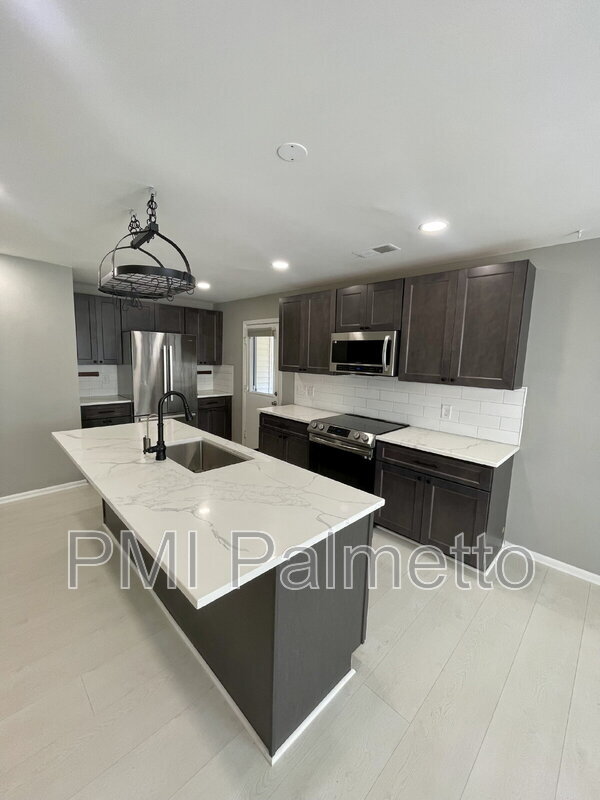 Building Photo - 2A Cutlers Ct