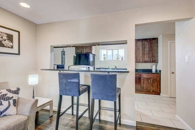 Foto del edificio - 1363 Pierce St