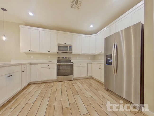 Foto del edificio - 109 E Mountain View Dr