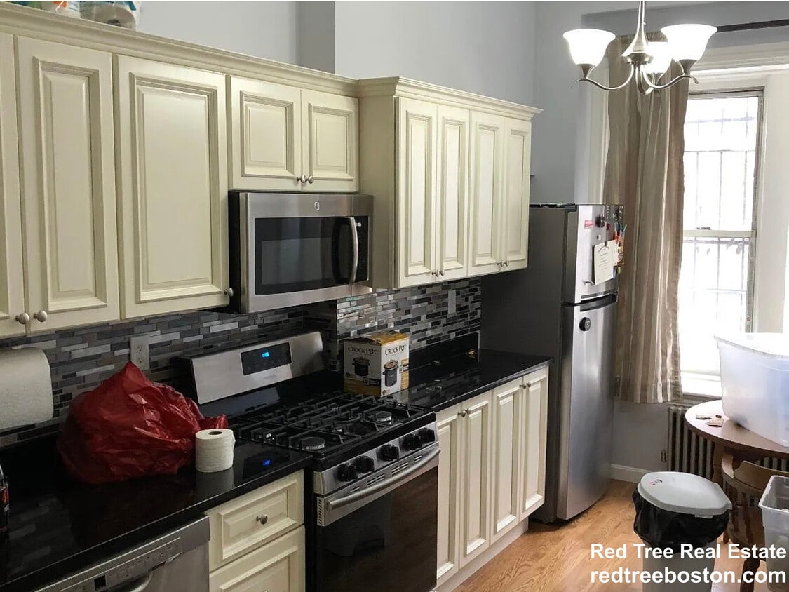 Photo - 686 Parker St. Unit 2