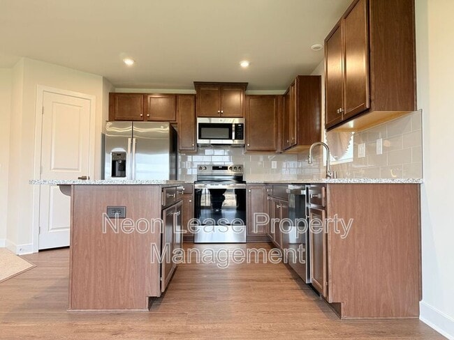 Foto del edificio - 7287 Clubhouse Dr