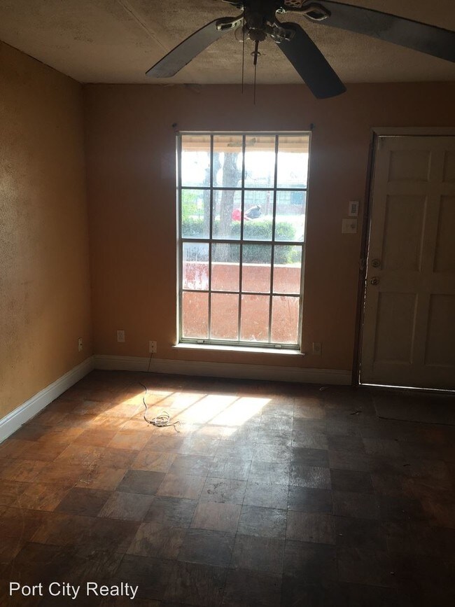 Foto del edificio - 332 E 81st St