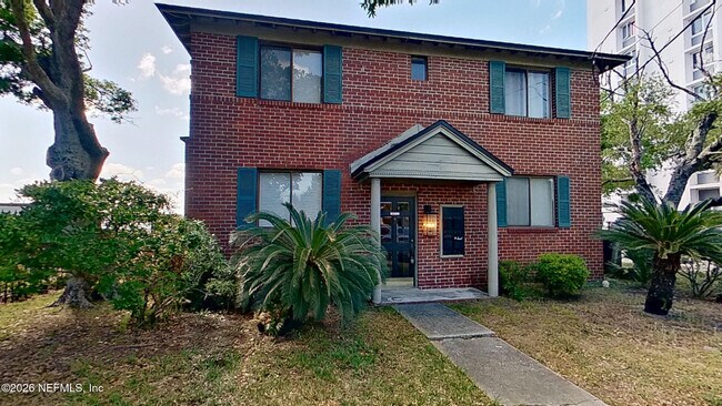 Building Photo - 1436 Le Baron Ave